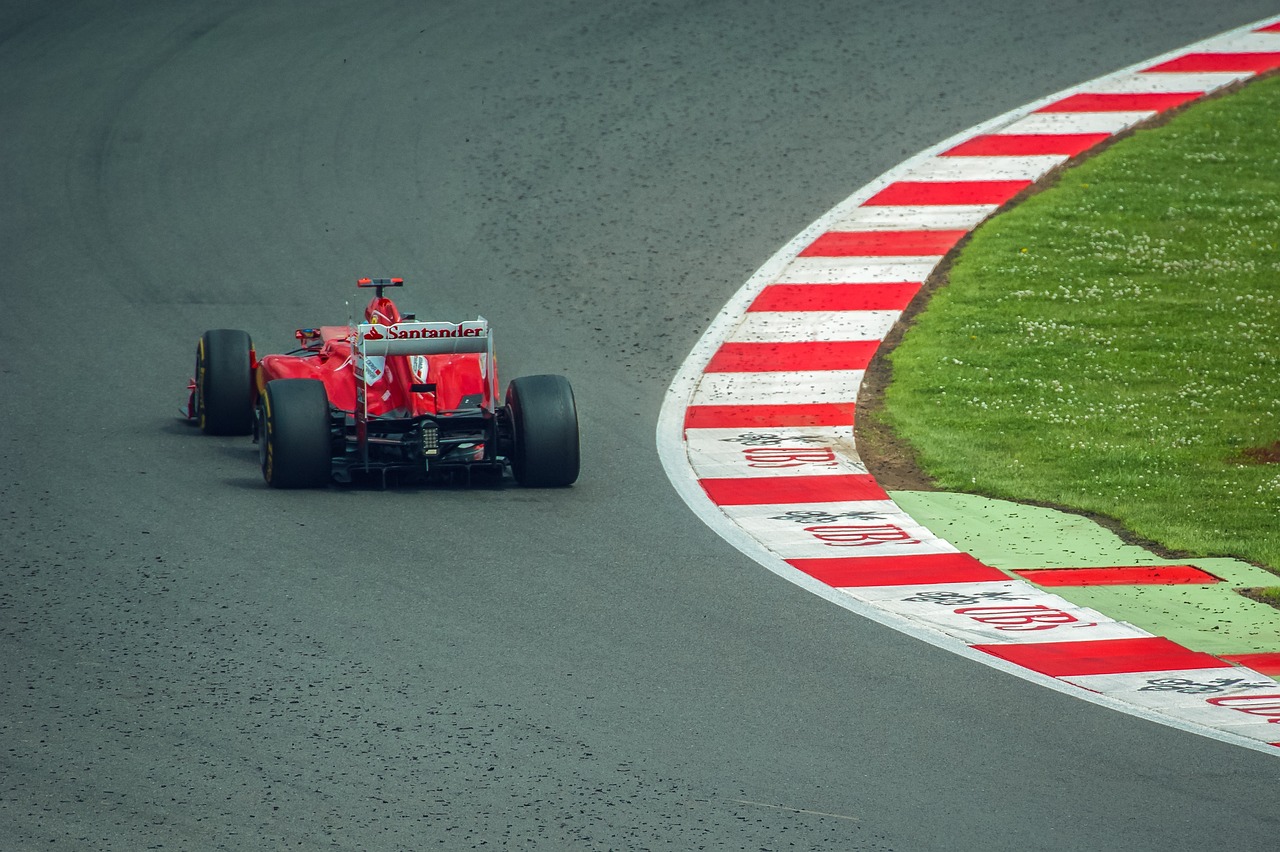 Nieuwe Startregel in Formule 1 Zorgt Nu Al Voor Discussie en Strategische Twijfels